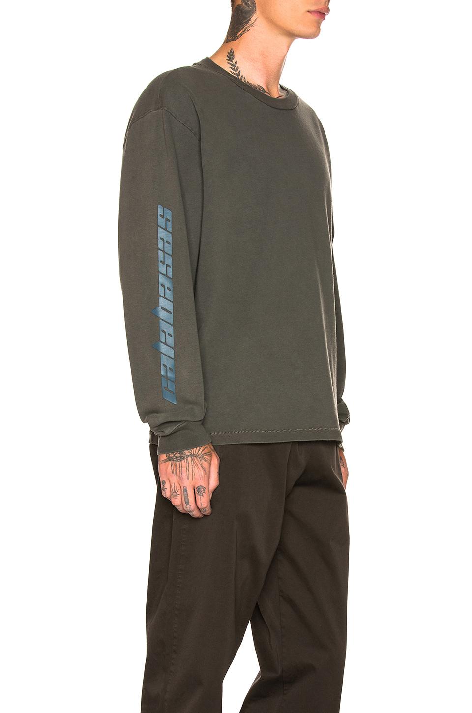yeezy season 6 long sleeve calabasas tee
