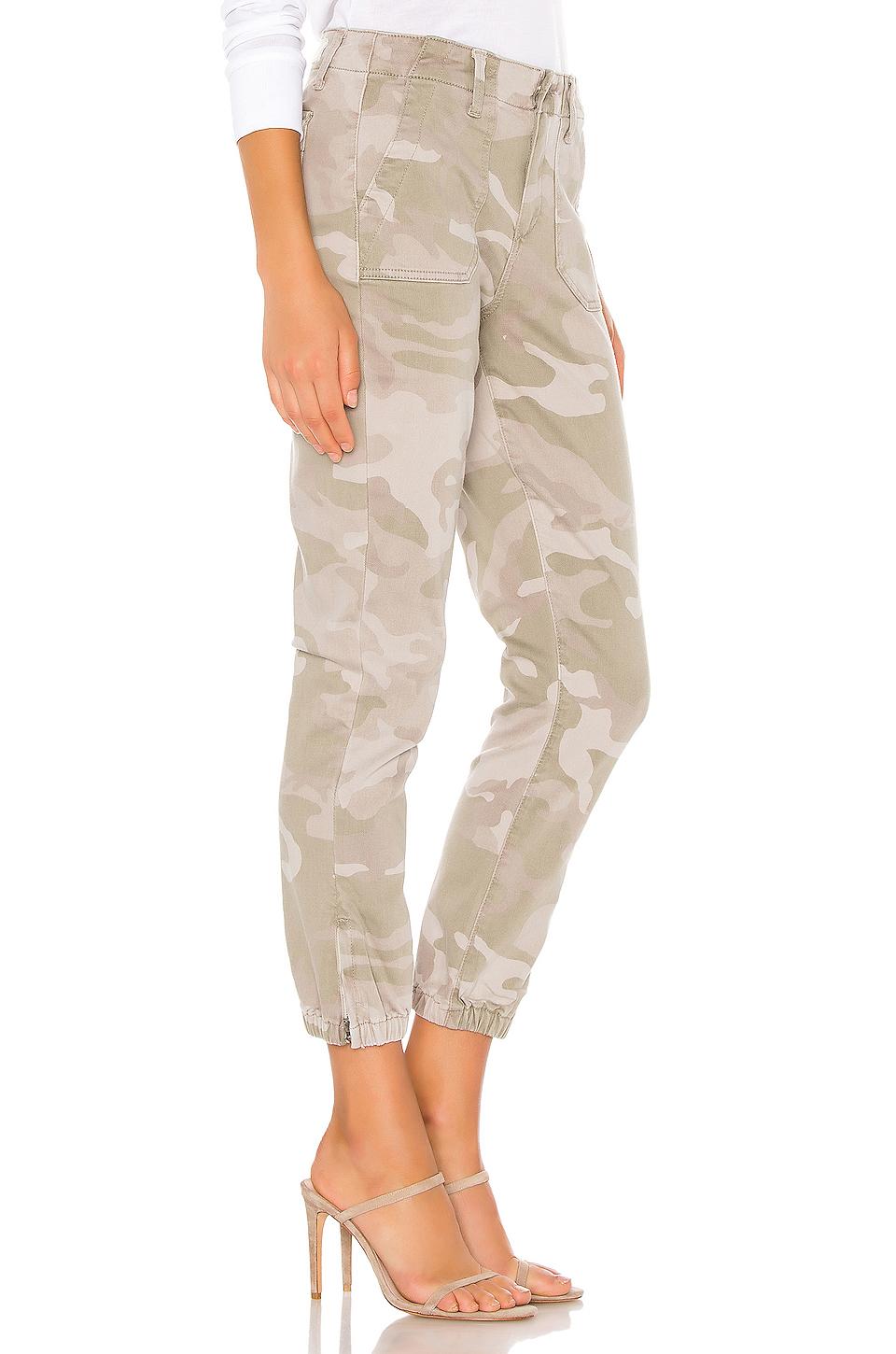 paige mayslie jogger camo