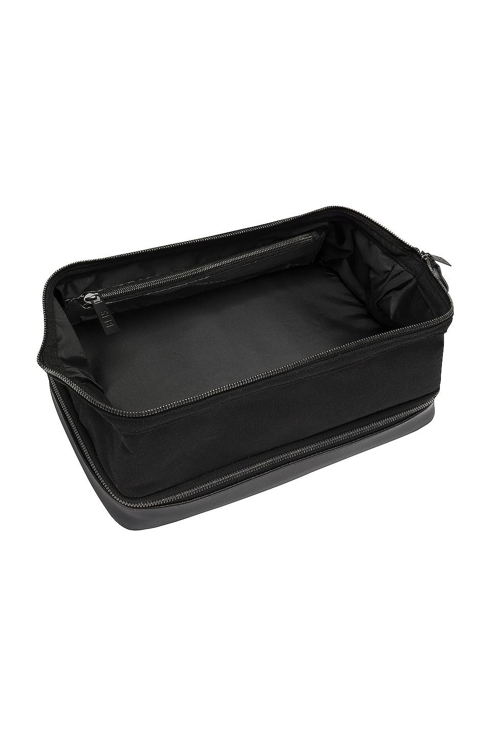 Beis The Dopp Kit in Black