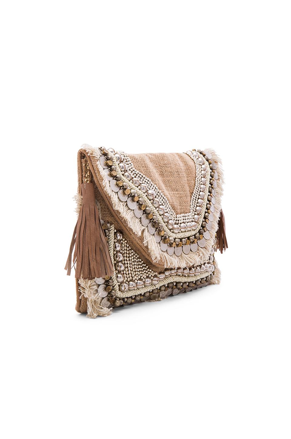 shashi leela clutch