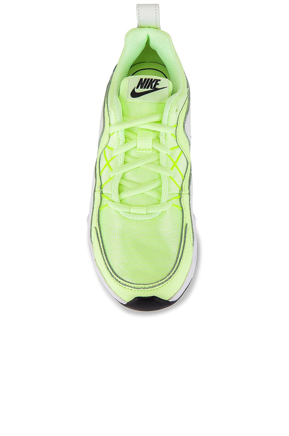 Nike Ryz 365 Shoe in Green | Lyst
