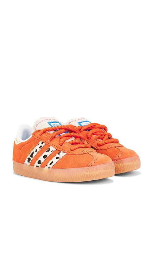 adidas Originals X Disney X Toy Story Jessie Toddler Gazelle Sneaker in  Orange | Lyst