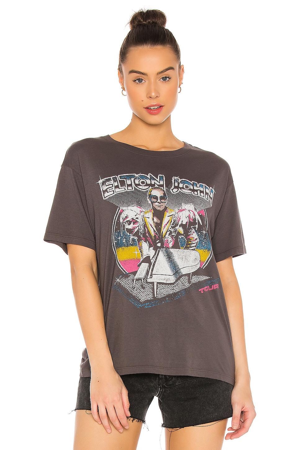 daydreamer elton john tee