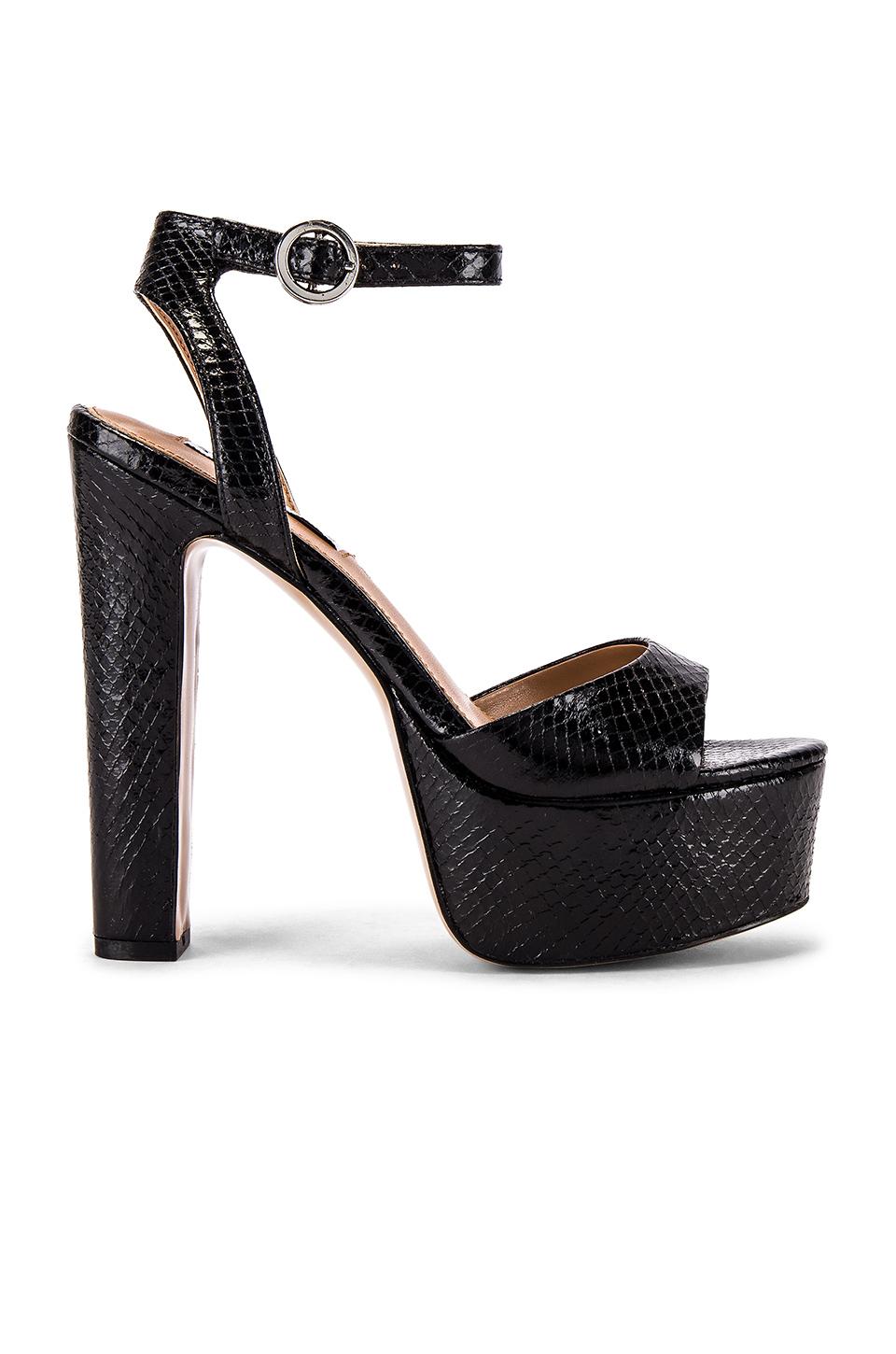 stacked heel steve madden