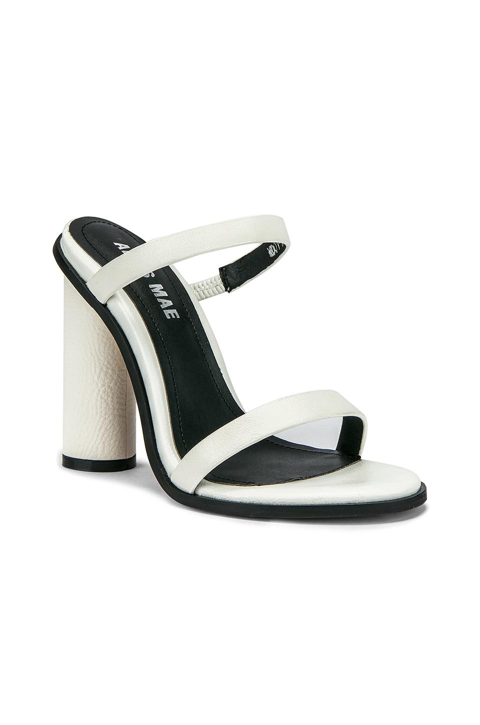 alias mae zola mule