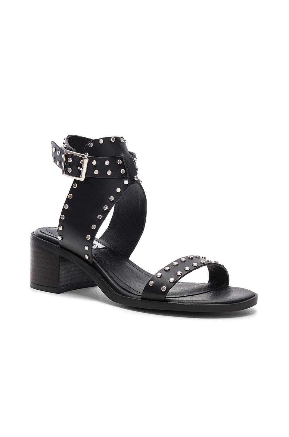 steve madden low black heels