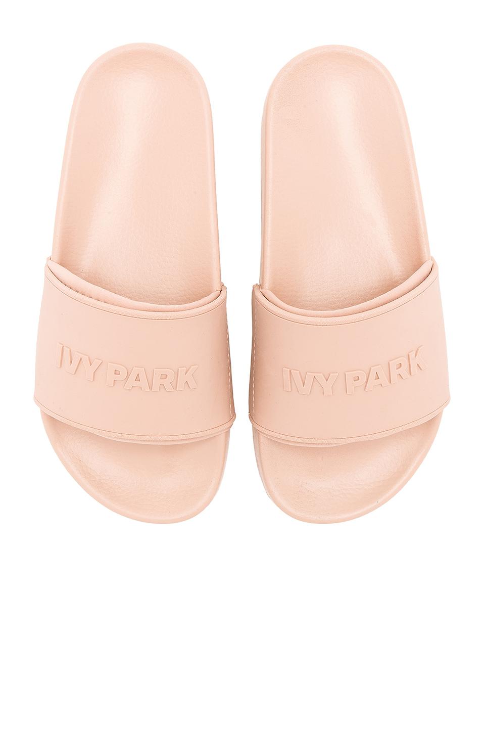 Ivy Park Logo Slides in Dusty Pink (Pink) - Lyst