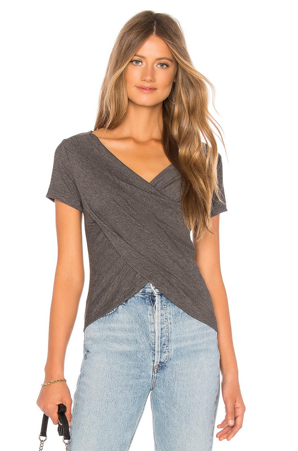 superdown Synthetic Carly T-shirt in Charcoal (Gray) - Lyst