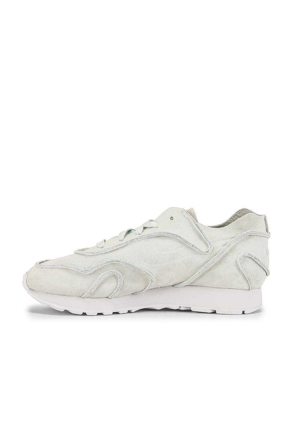 nike outburst deconstruct