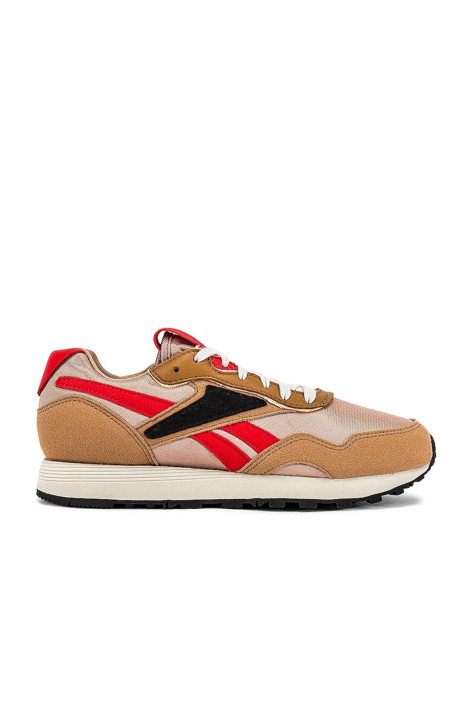 Reebok X Victoria Beckham Rapide Vb Sneaker in Camel Red (Red) - Lyst