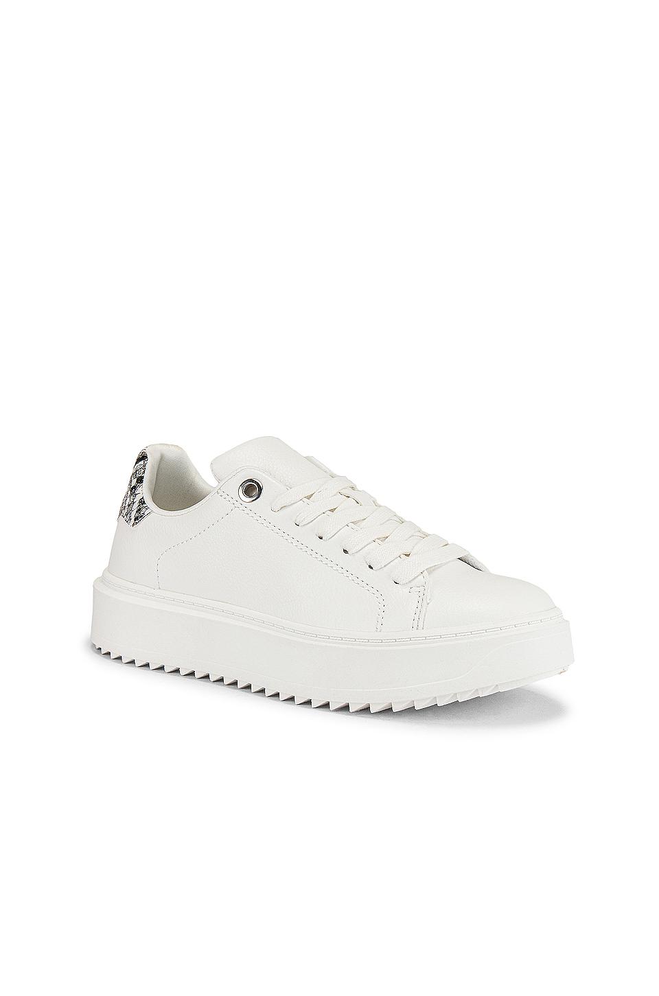 catcher platform sneaker