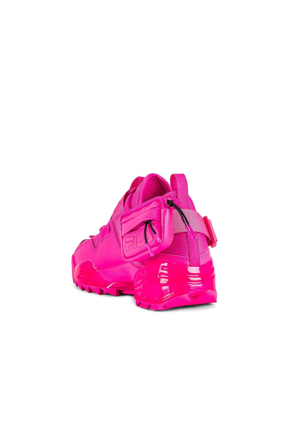 Fila huaraches deals