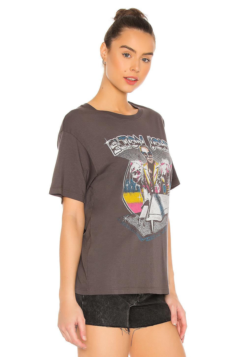 daydreamer elton john tee