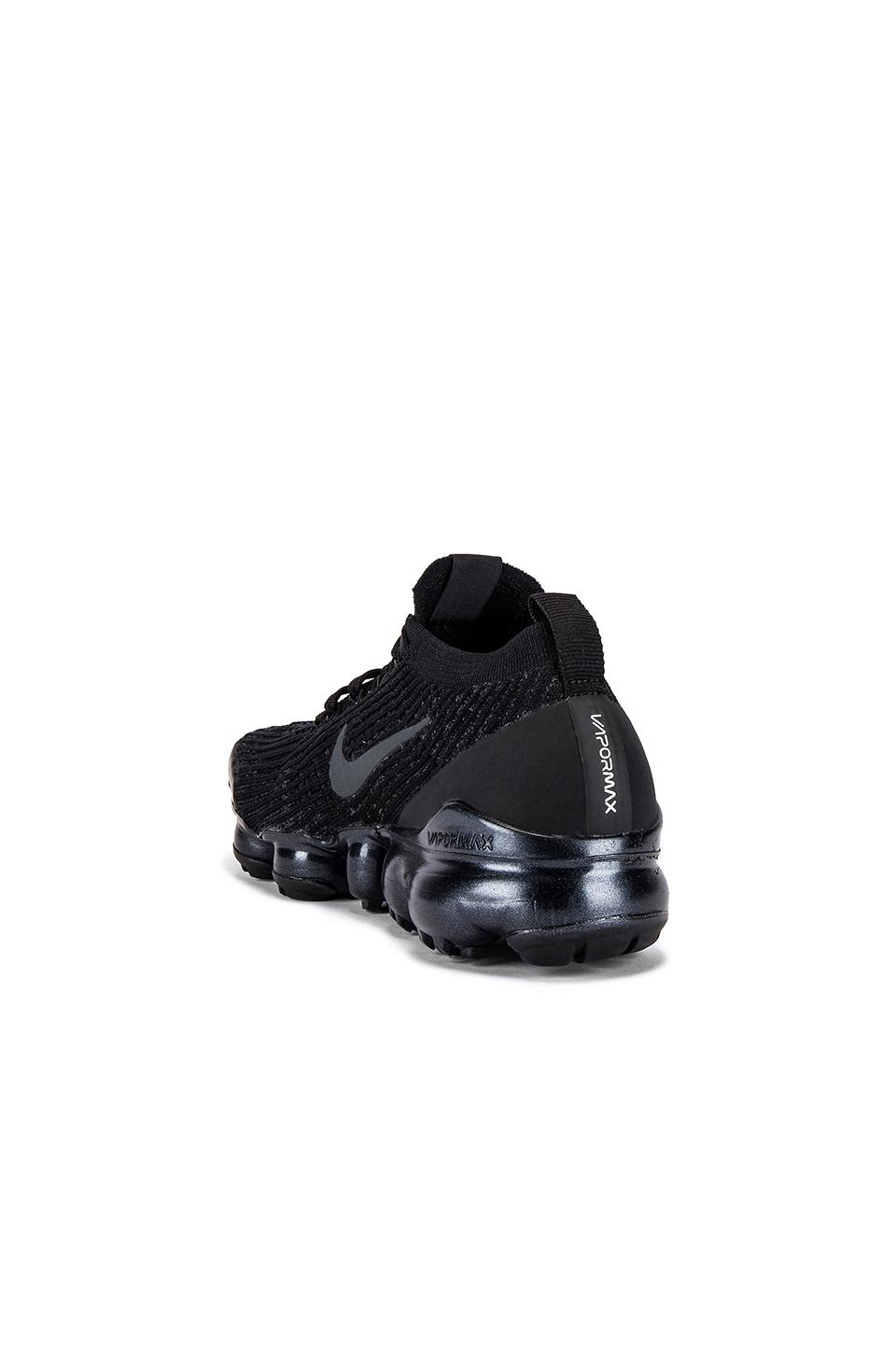 vapormax flyknit 3 triple black