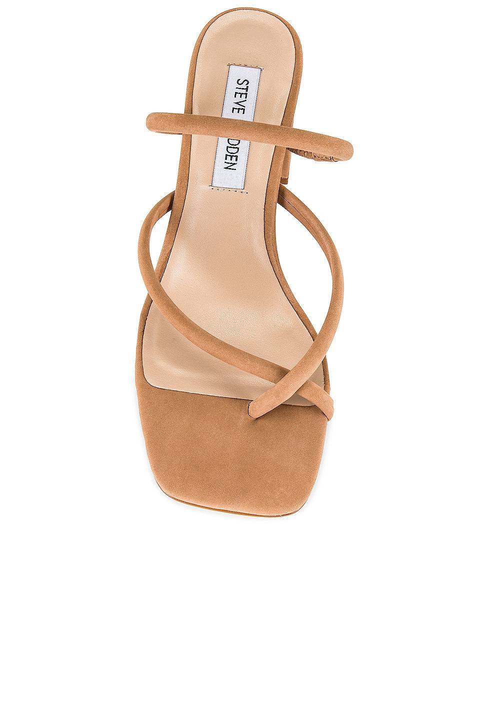 Steve Madden Effie Sandal in Natural | Lyst