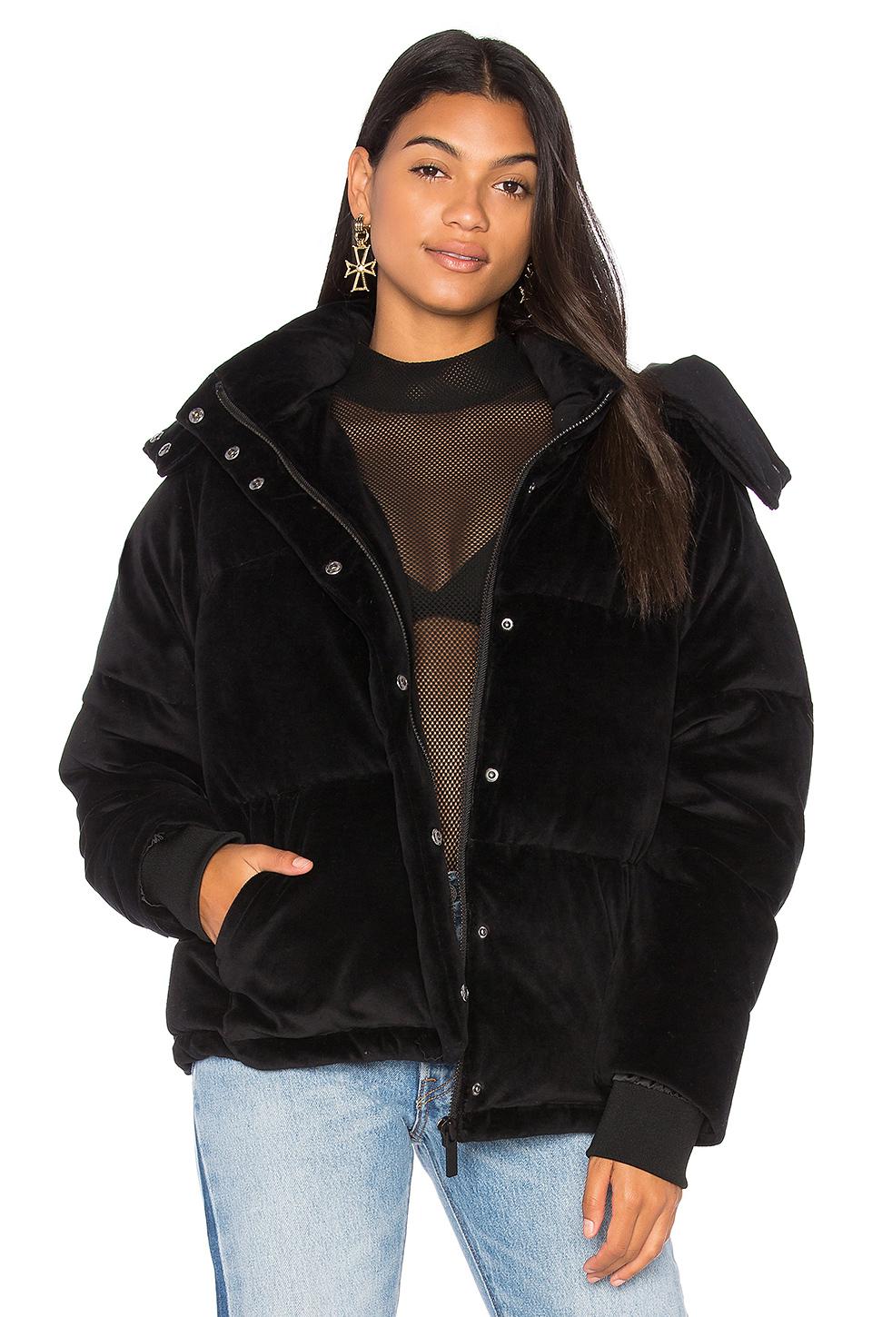Kendall + Kylie Velour Puffer Jacket in Black - Lyst
