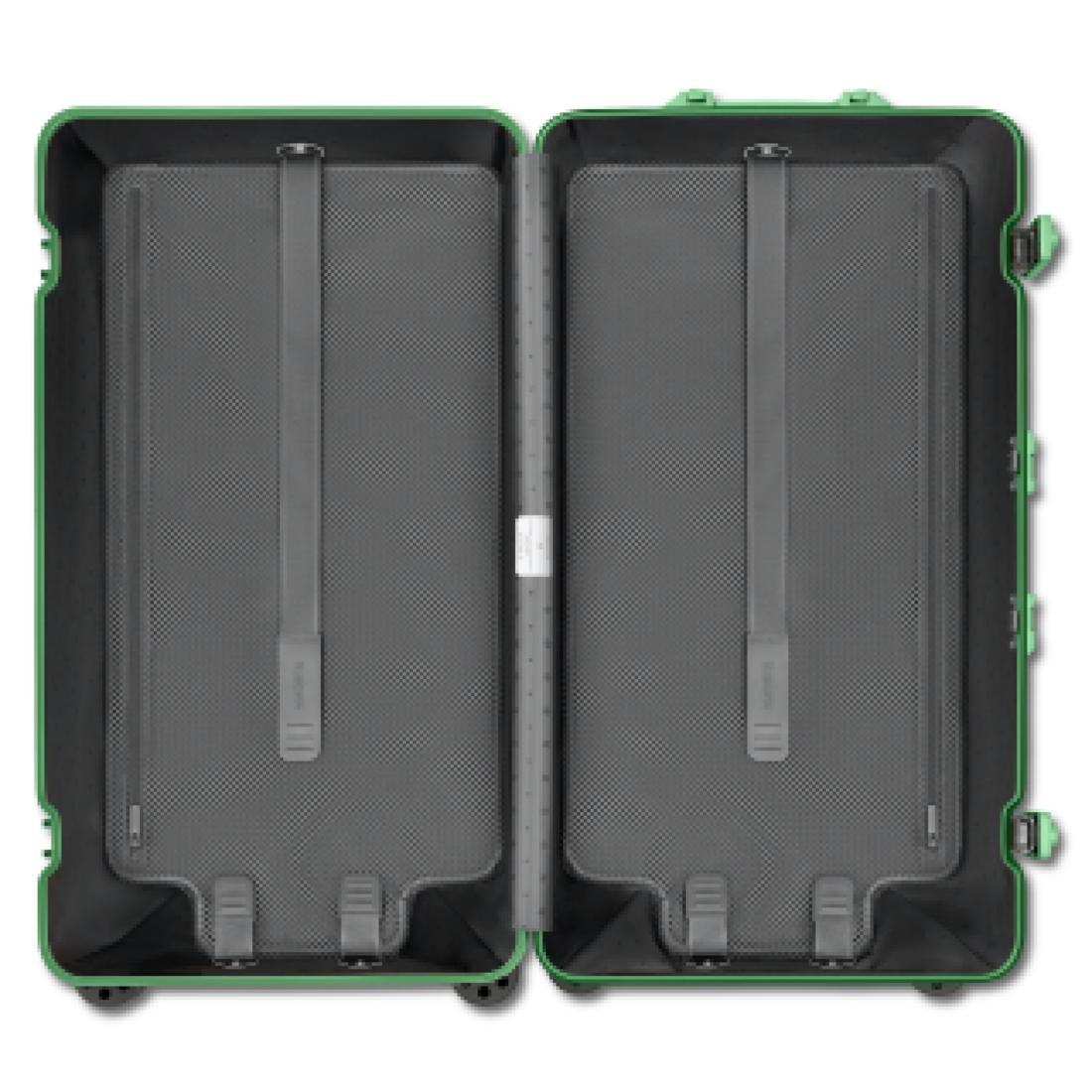 rimowa-emerald-.jpeg
