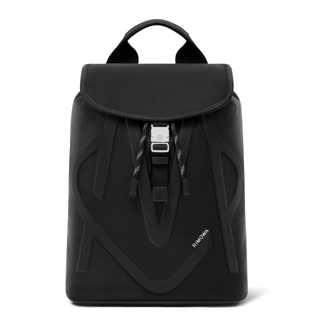 RIMOWA　リュック　フラップ バックパック　黒　25060408 Signature Flap Backpack in ECONYL® Nylon - BLACK | RIMOWA