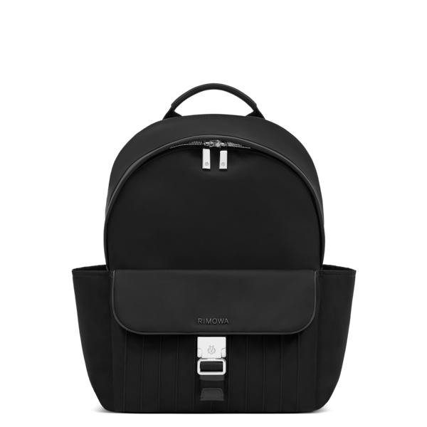 RIMOWA ブラック バックパック Never Still Backpack - Secured Large Laptop Backpack in Black