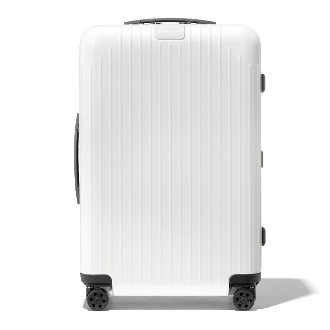 rimowa essential lite m