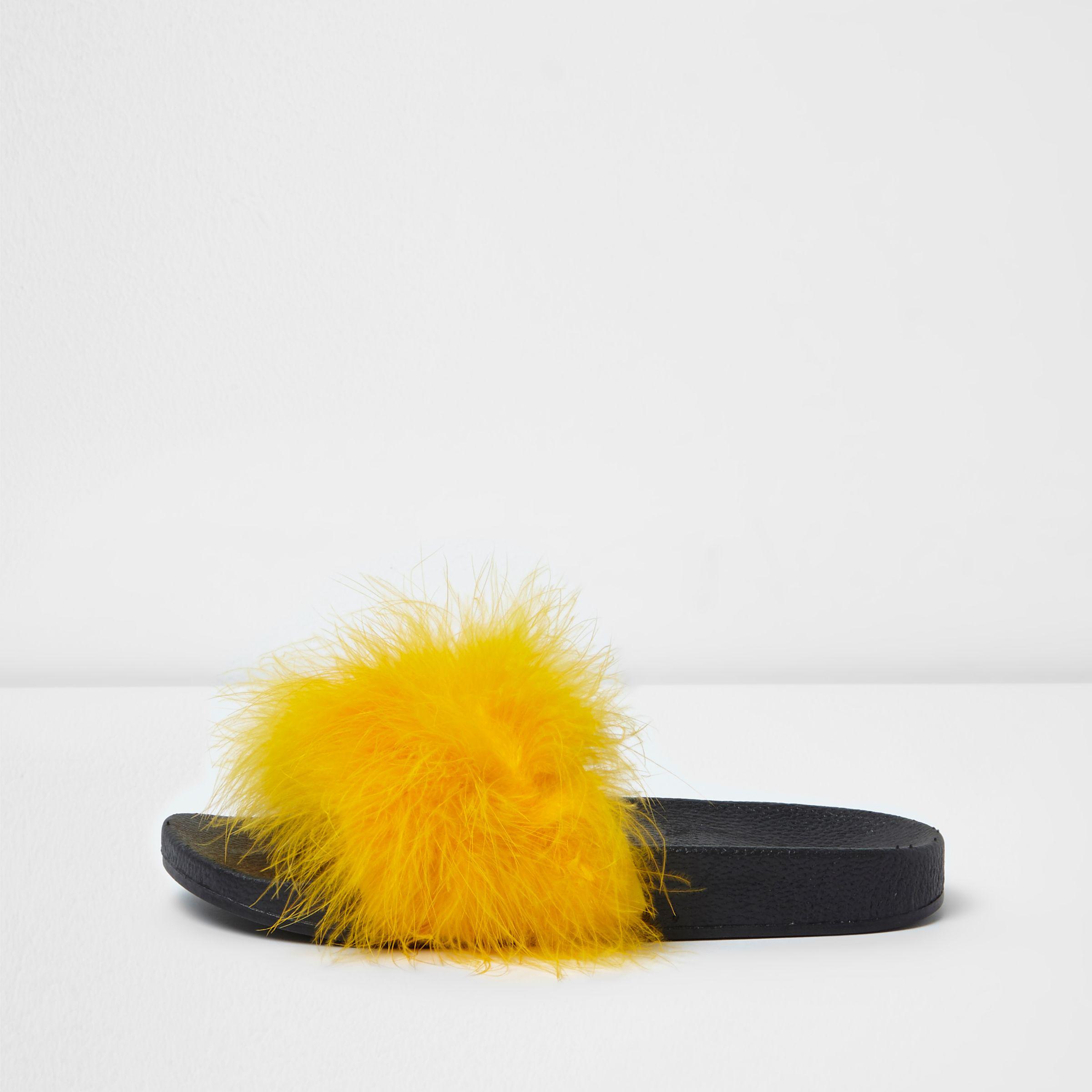 Yellow fluffy sliders Clearance