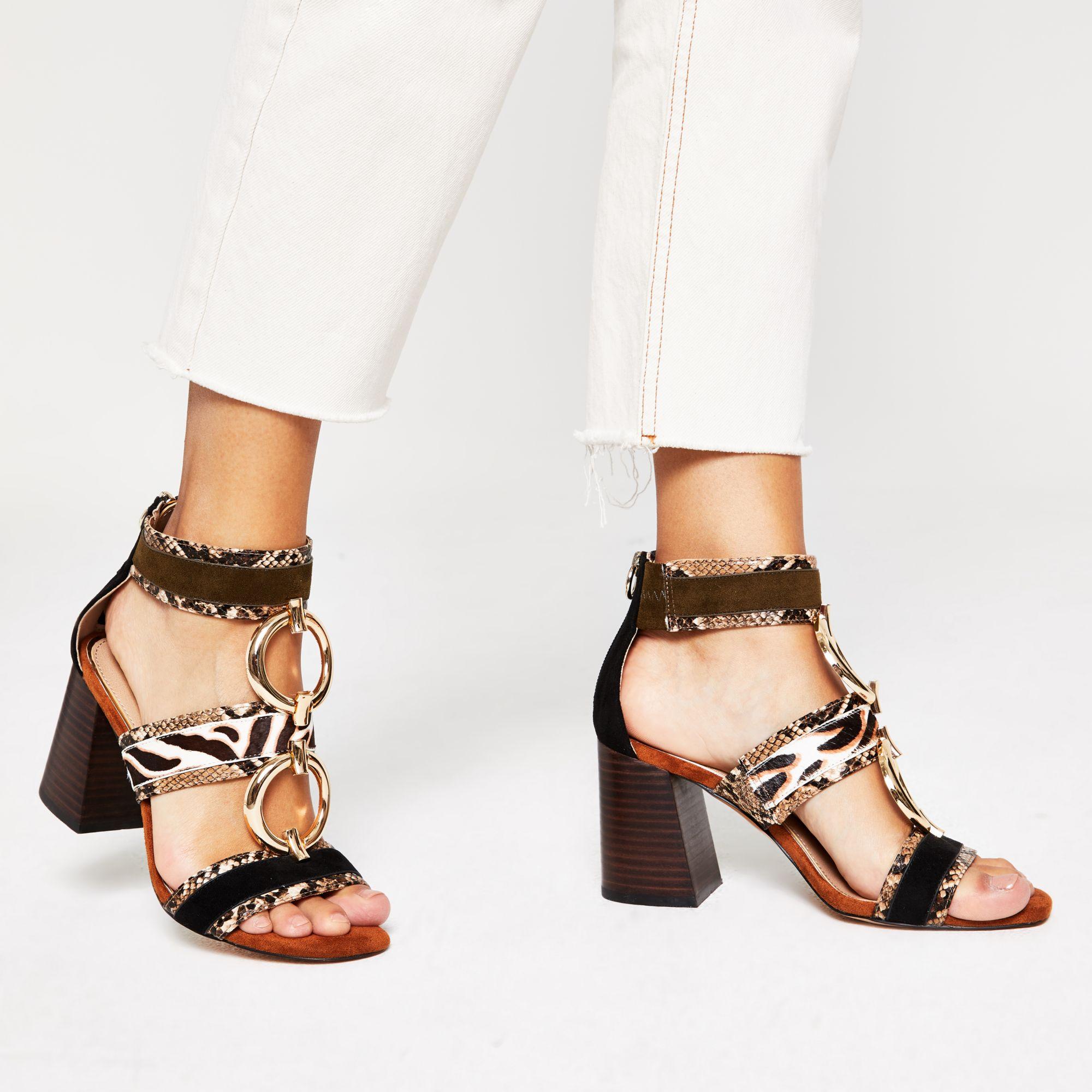 river island toe post sandals