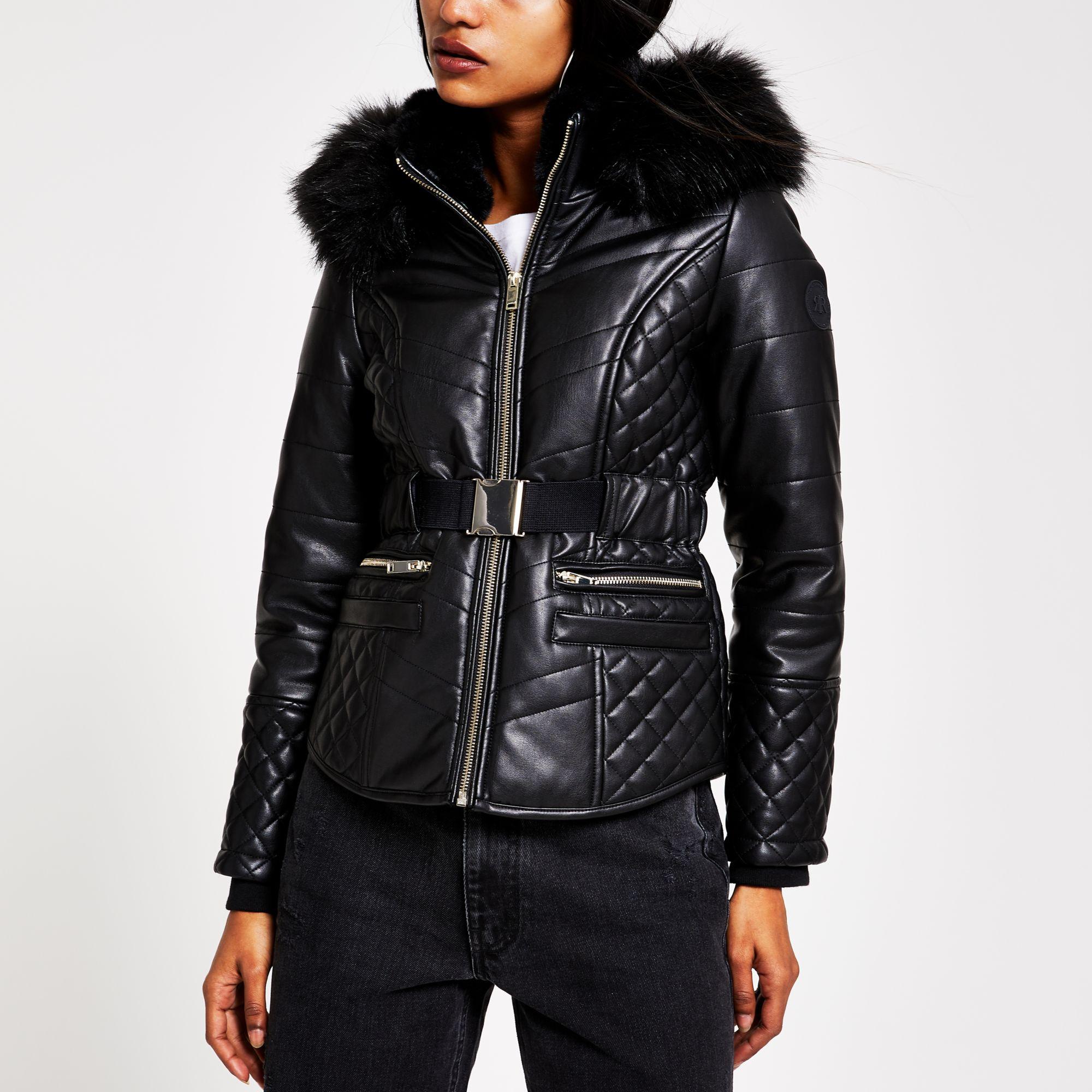River Island Petite Belted Hooded Puffer Jacket in Black - Lyst
