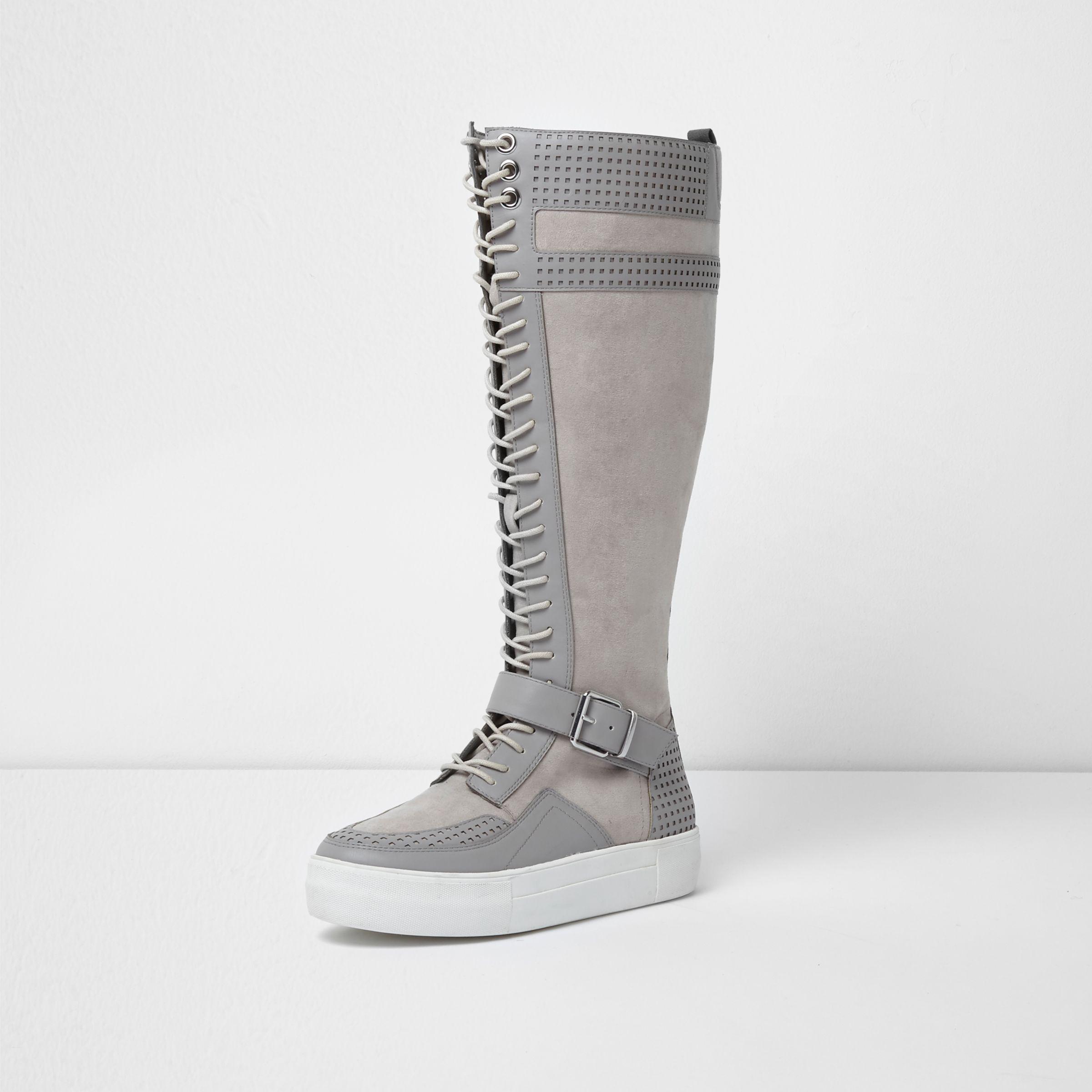 knee high trainers
