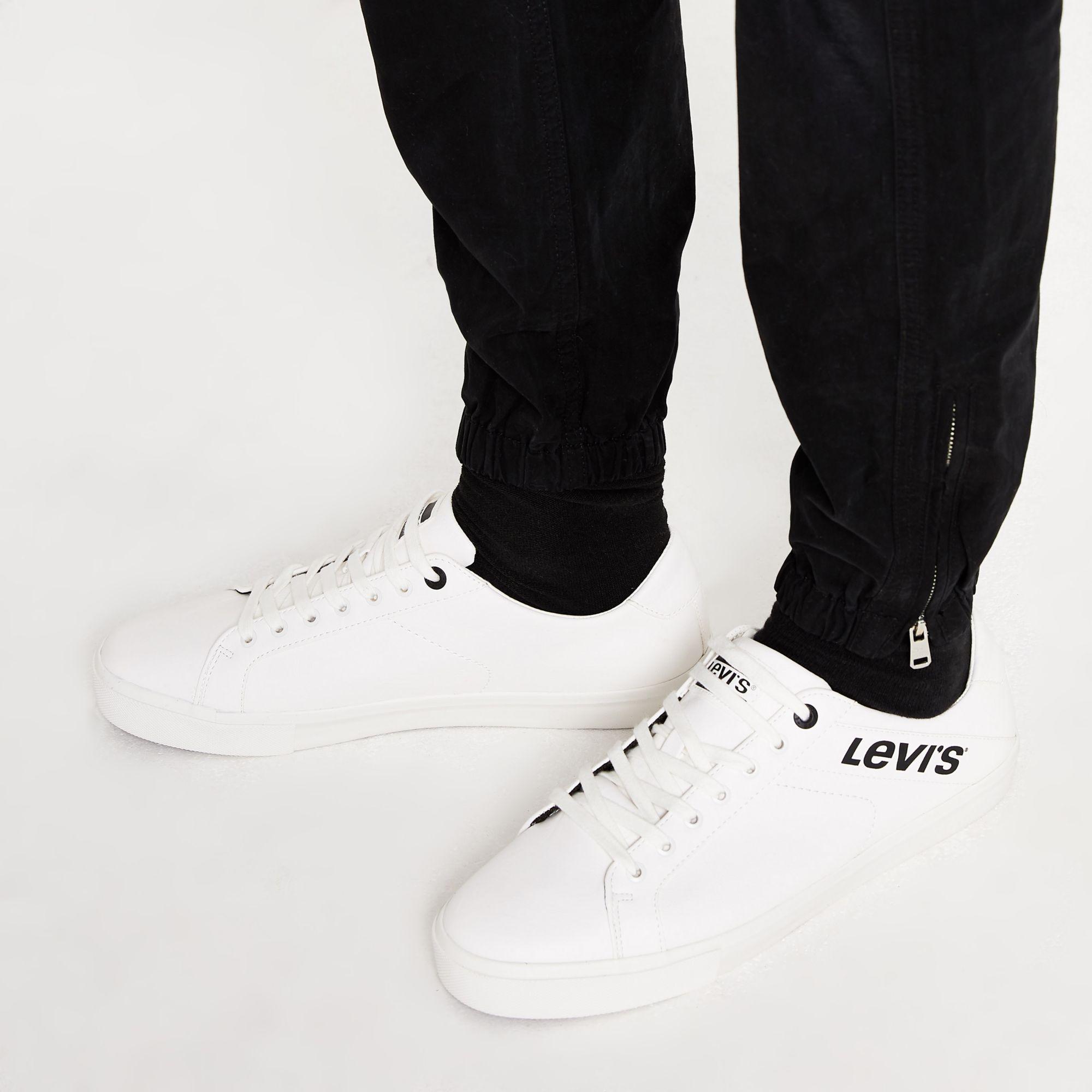 levi trainers white