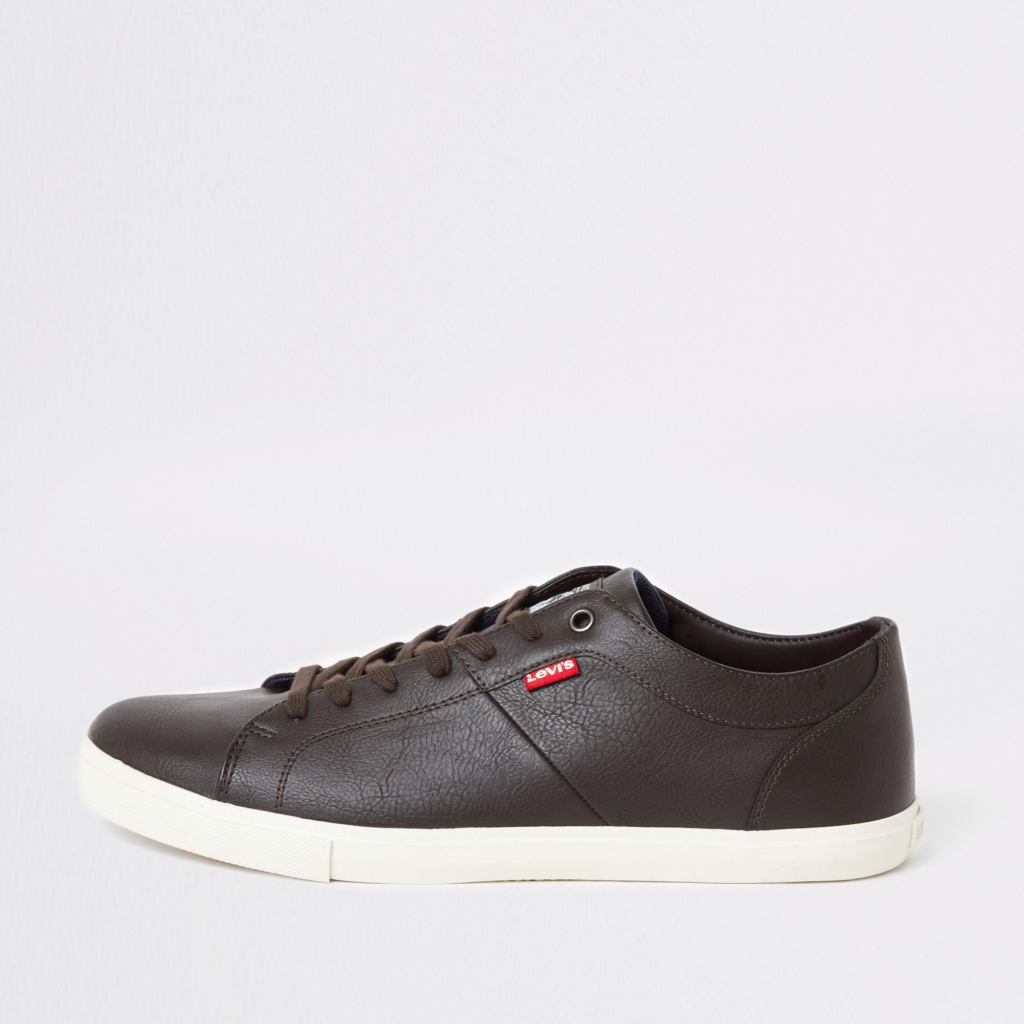 black levi trainers