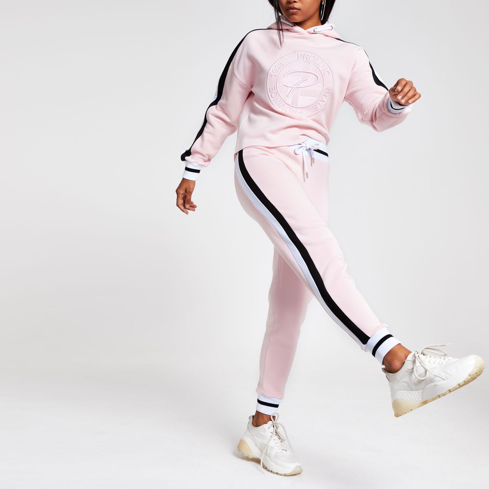 prolific joggers