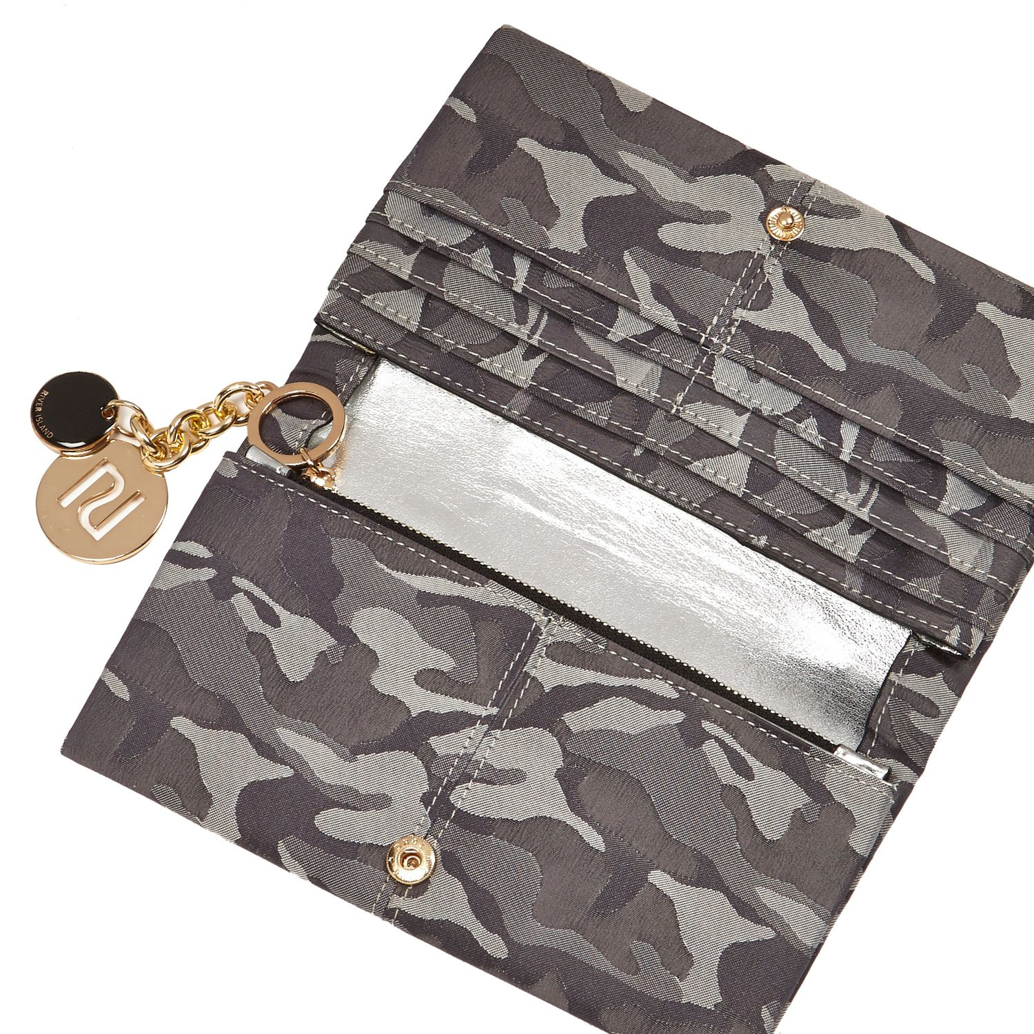 camo purse