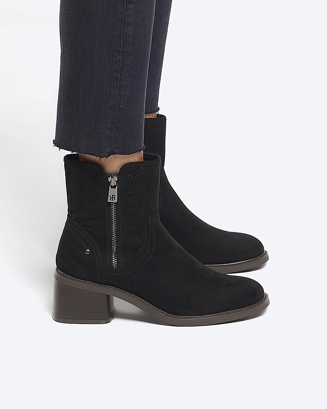 Cut Out Heeled Boots |