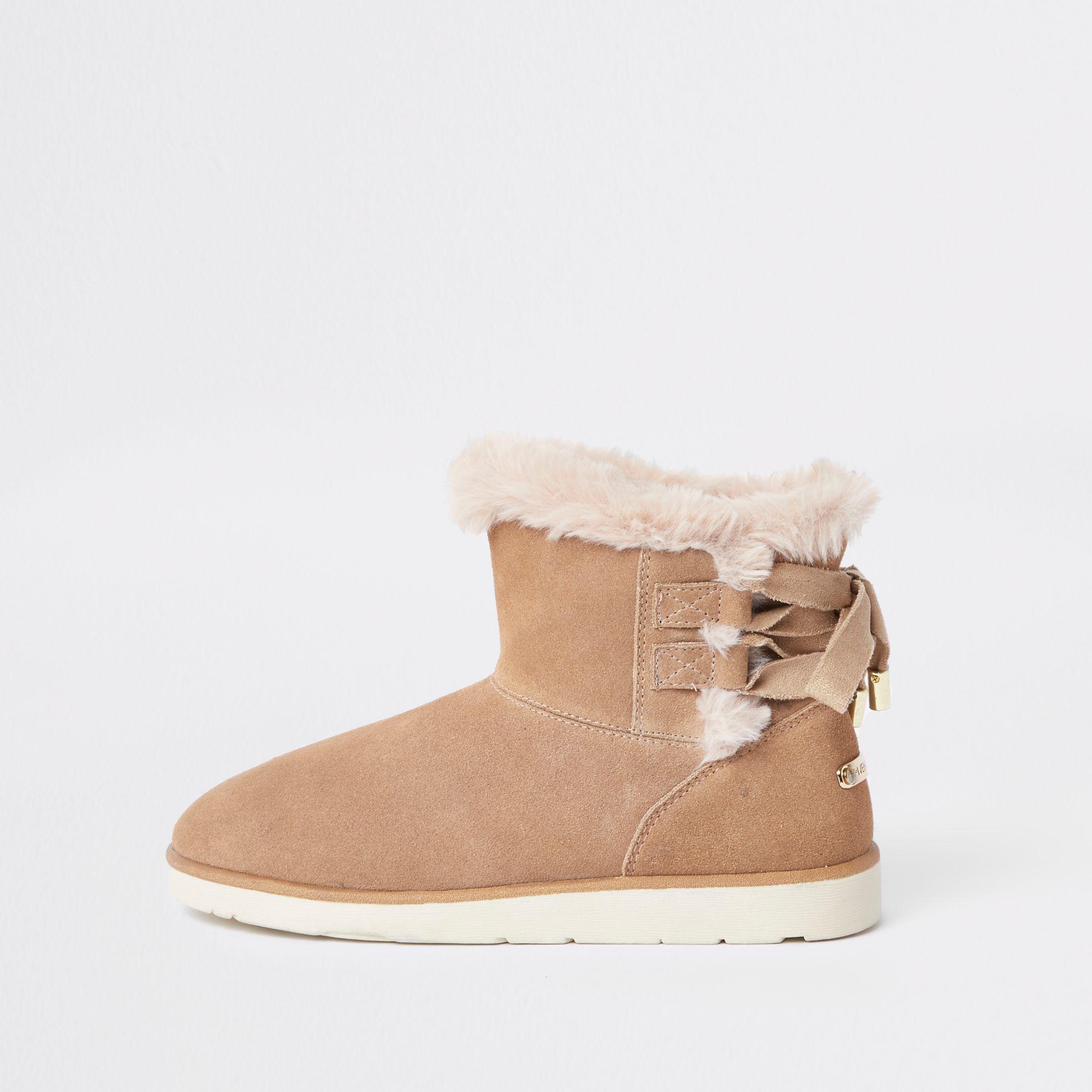 river island fur lined boots