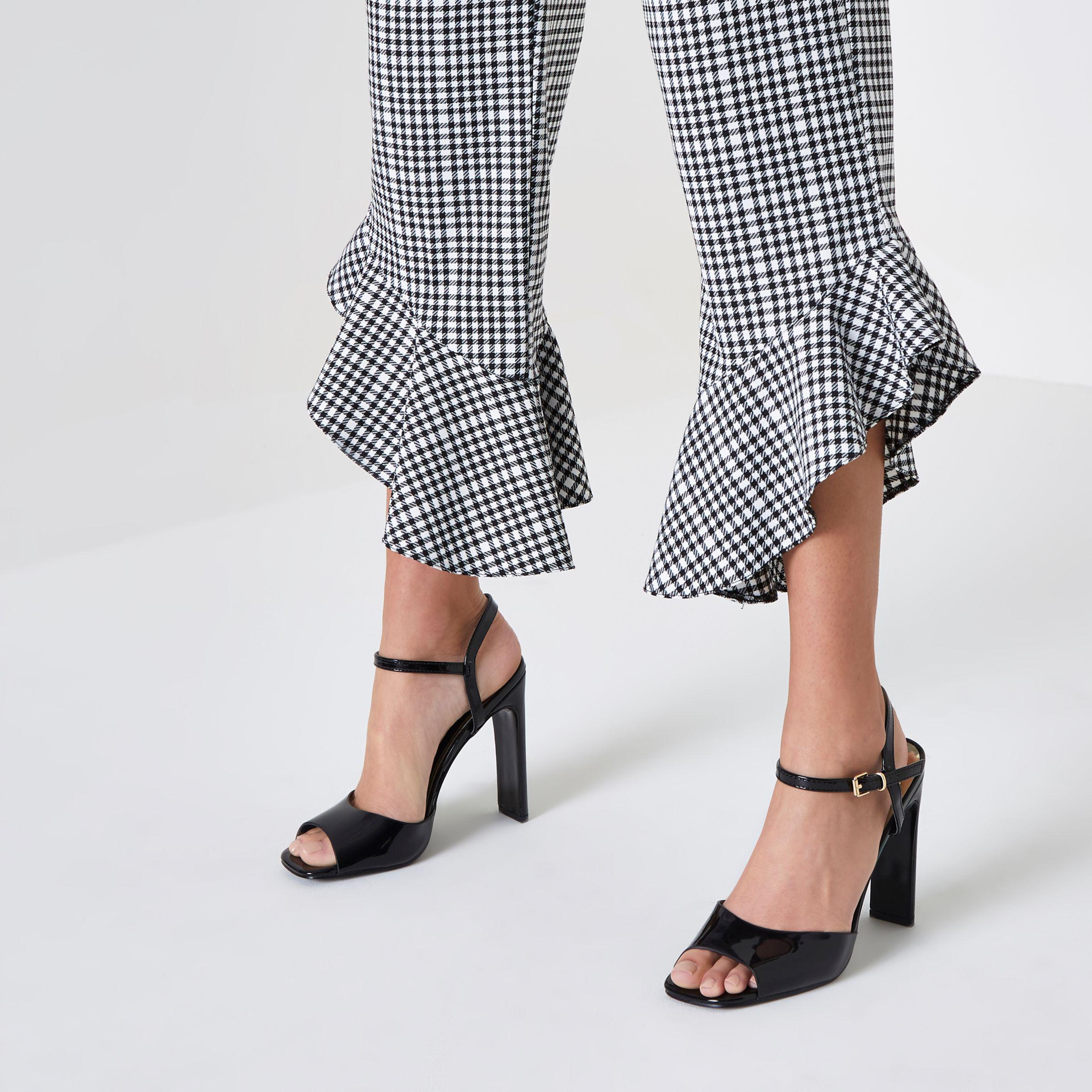 slim block heel sandals