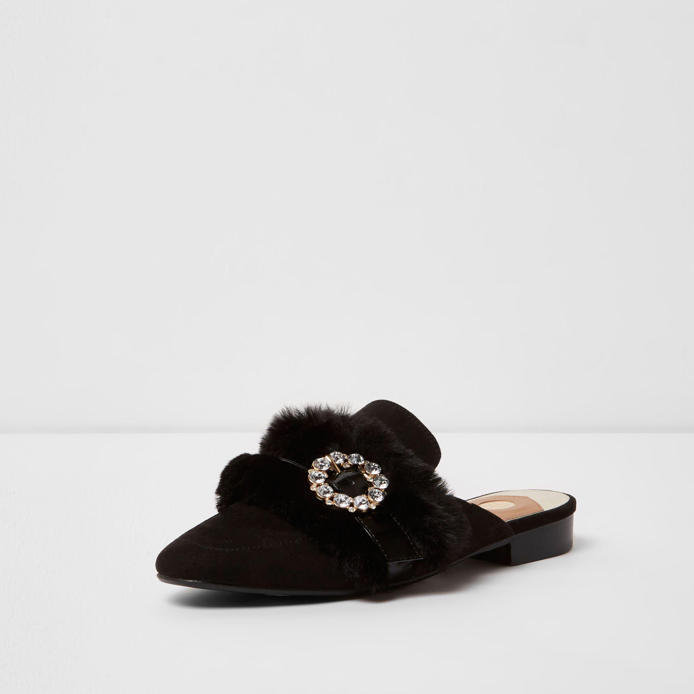 backless loafers with fur