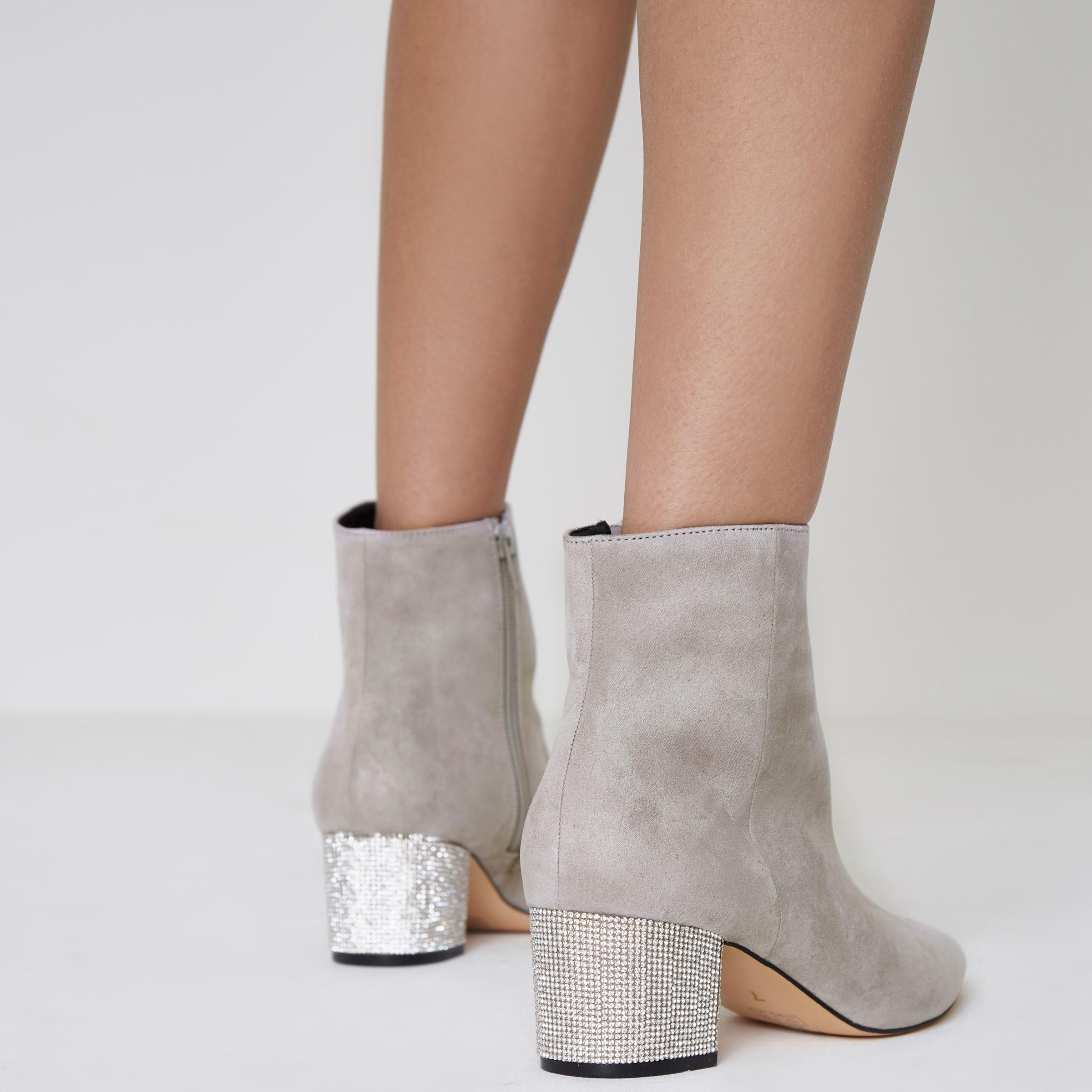 grey pointed boots