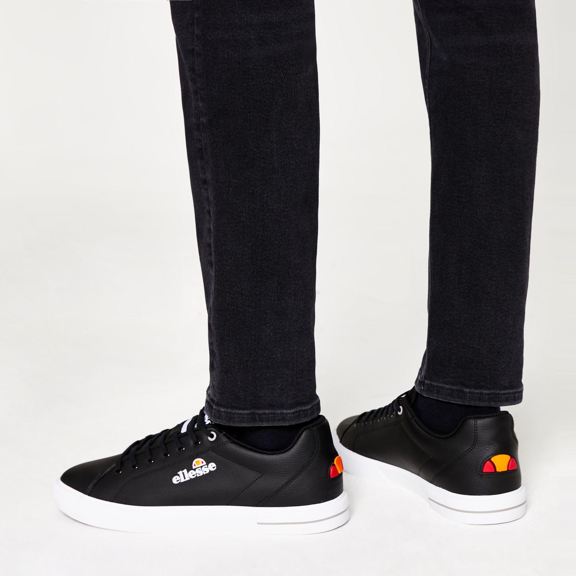 ellesse black trainers