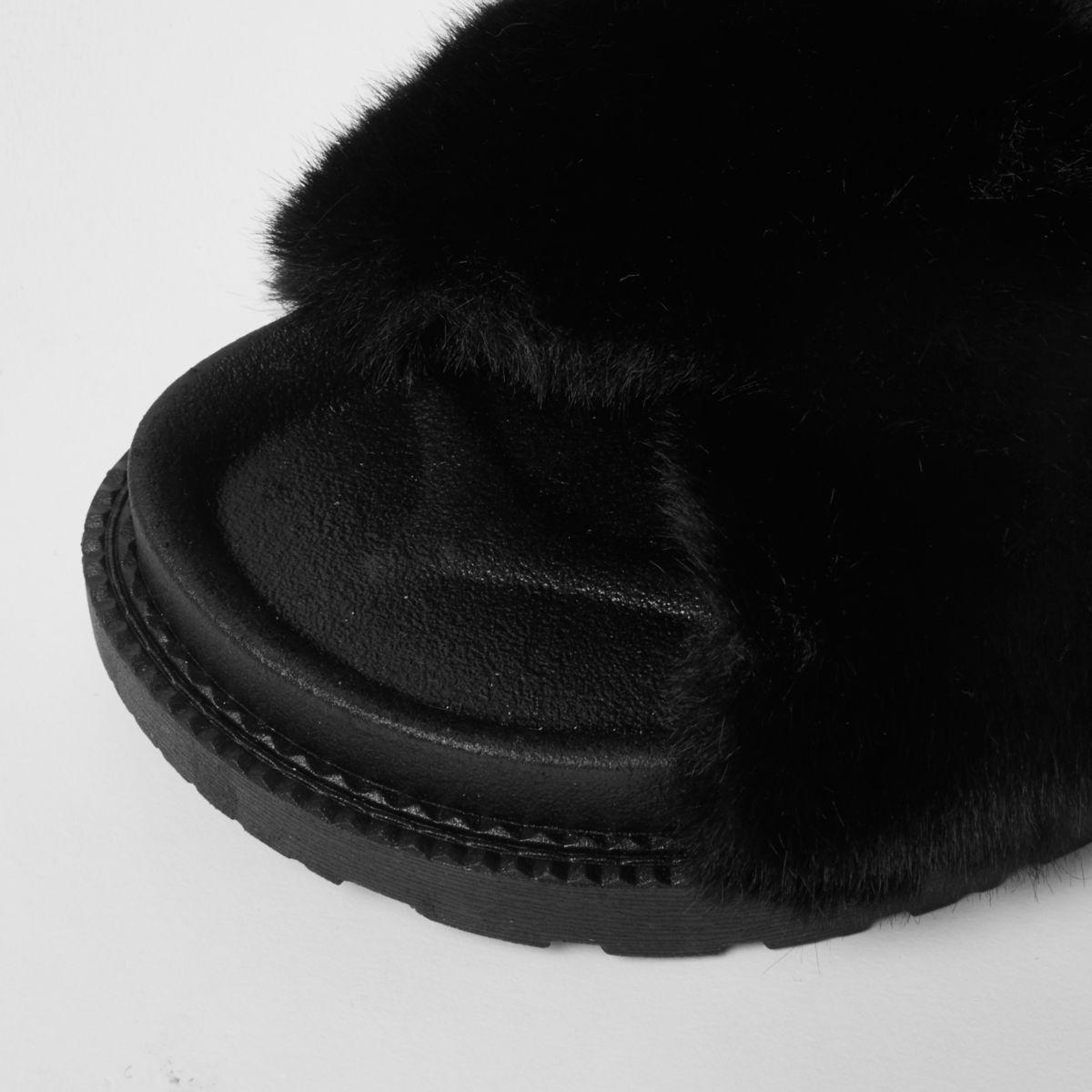 river island fur sliders