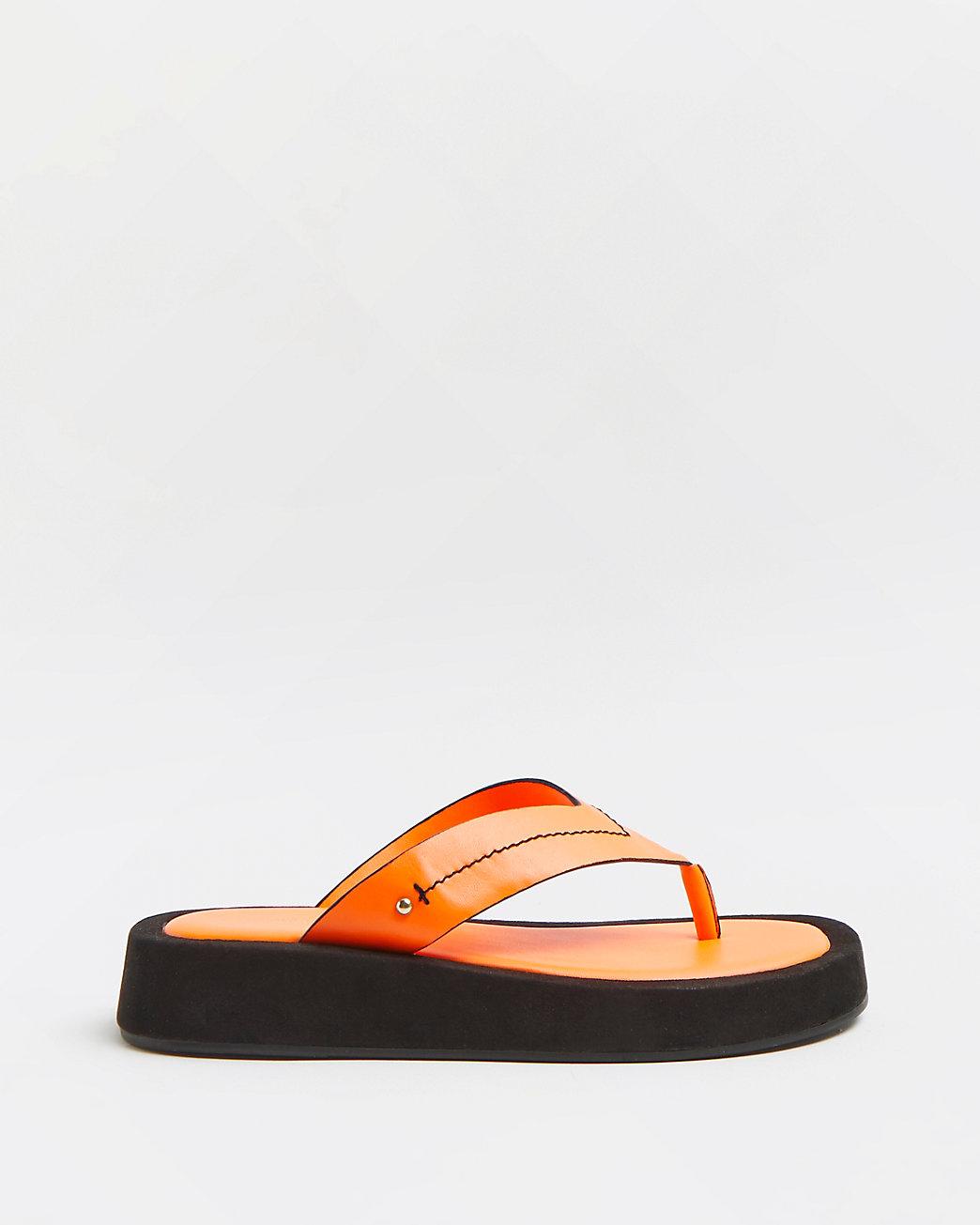 orange flatforms