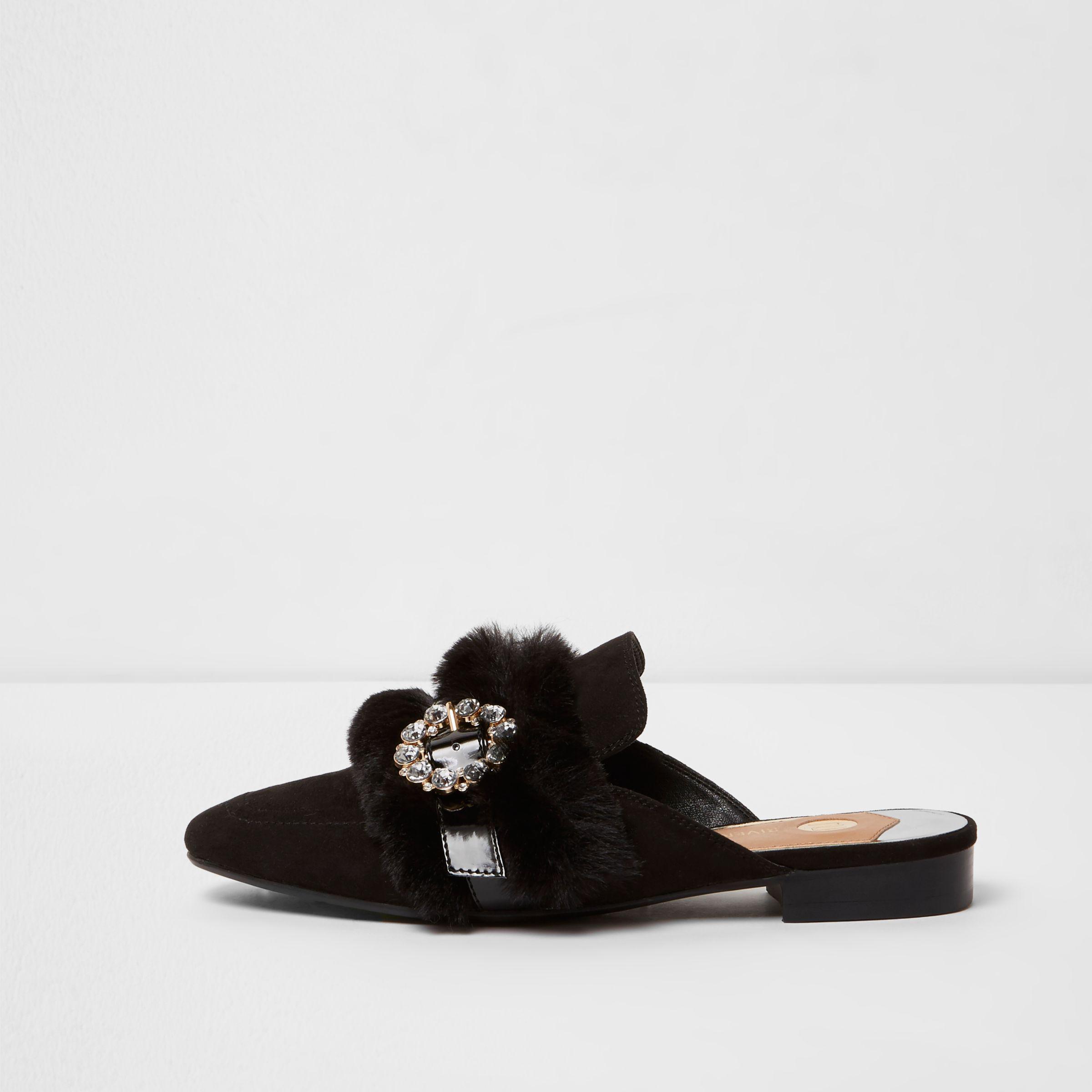 backless loafers with fur