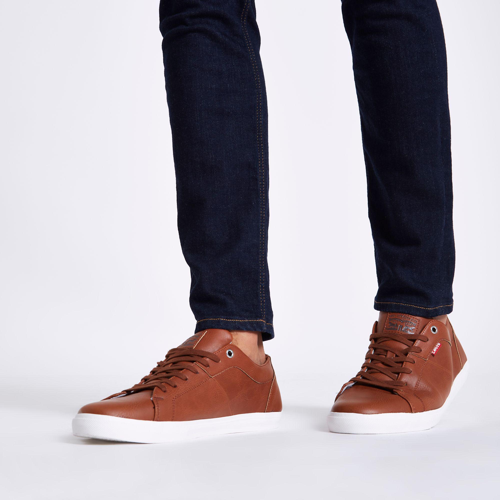 levi's brown leather shoes