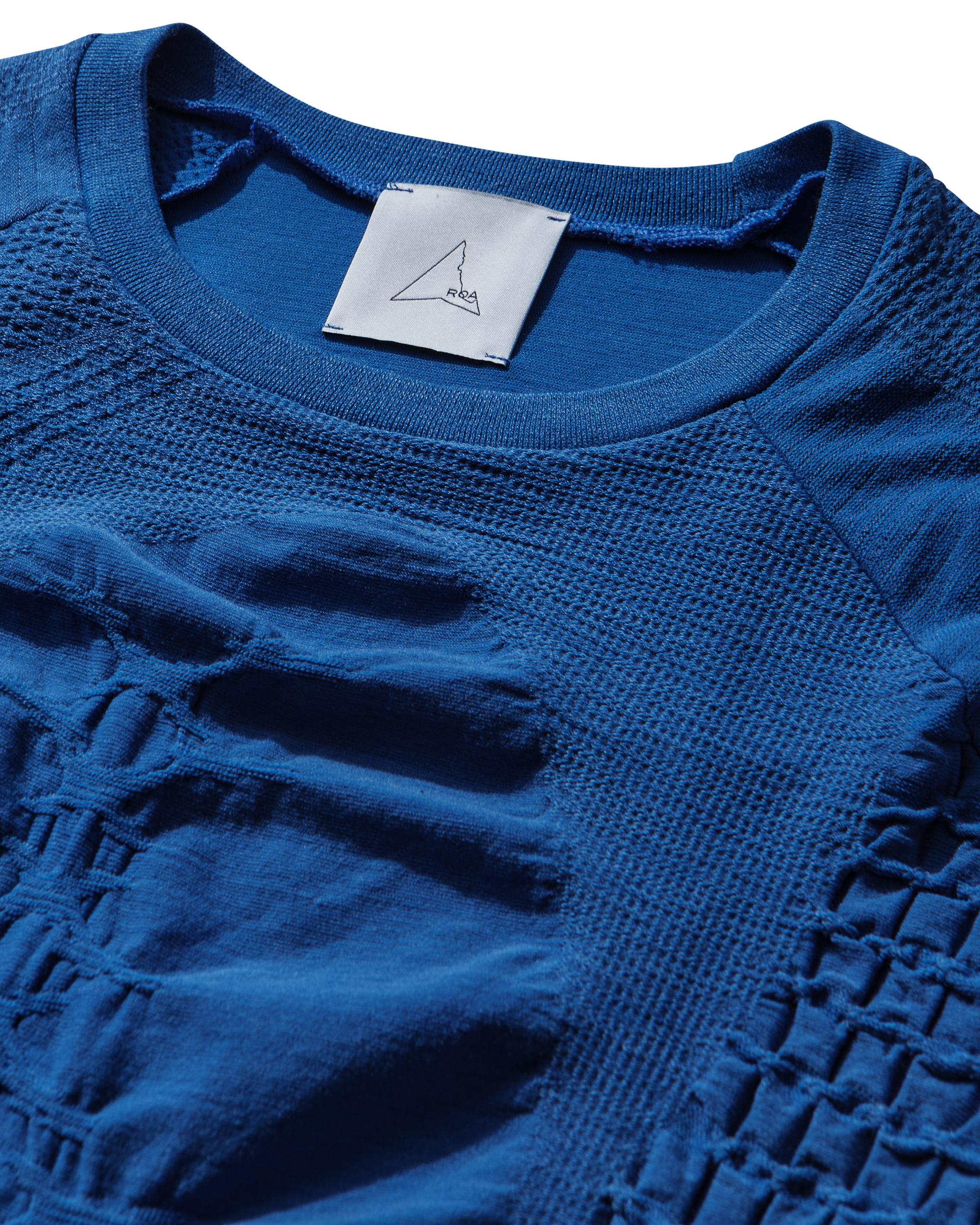ROA Wama 3D Seamless Long Sleeve Sweatshirts in Blue for Men | Lyst