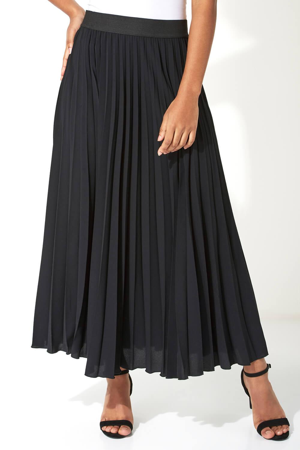 Roman Synthetic Pleated Maxi Skirt in 