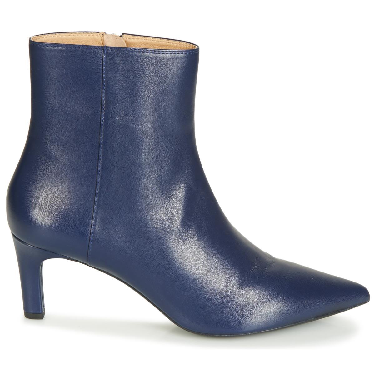 Geox D Bibbiana B Ankle Boots in Blue 