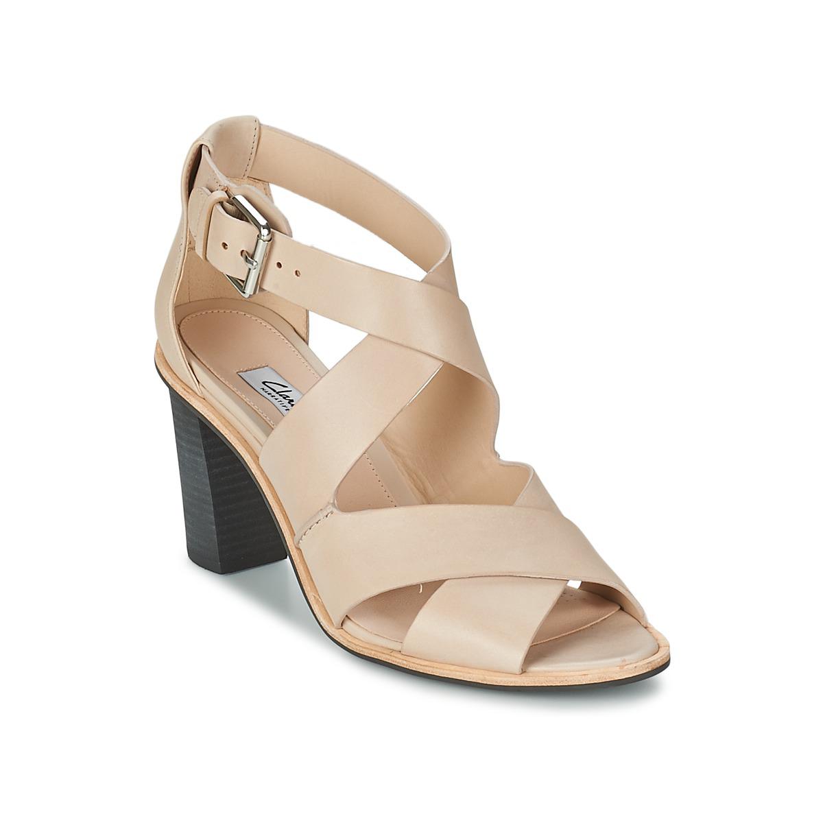 nike black sandals with strap