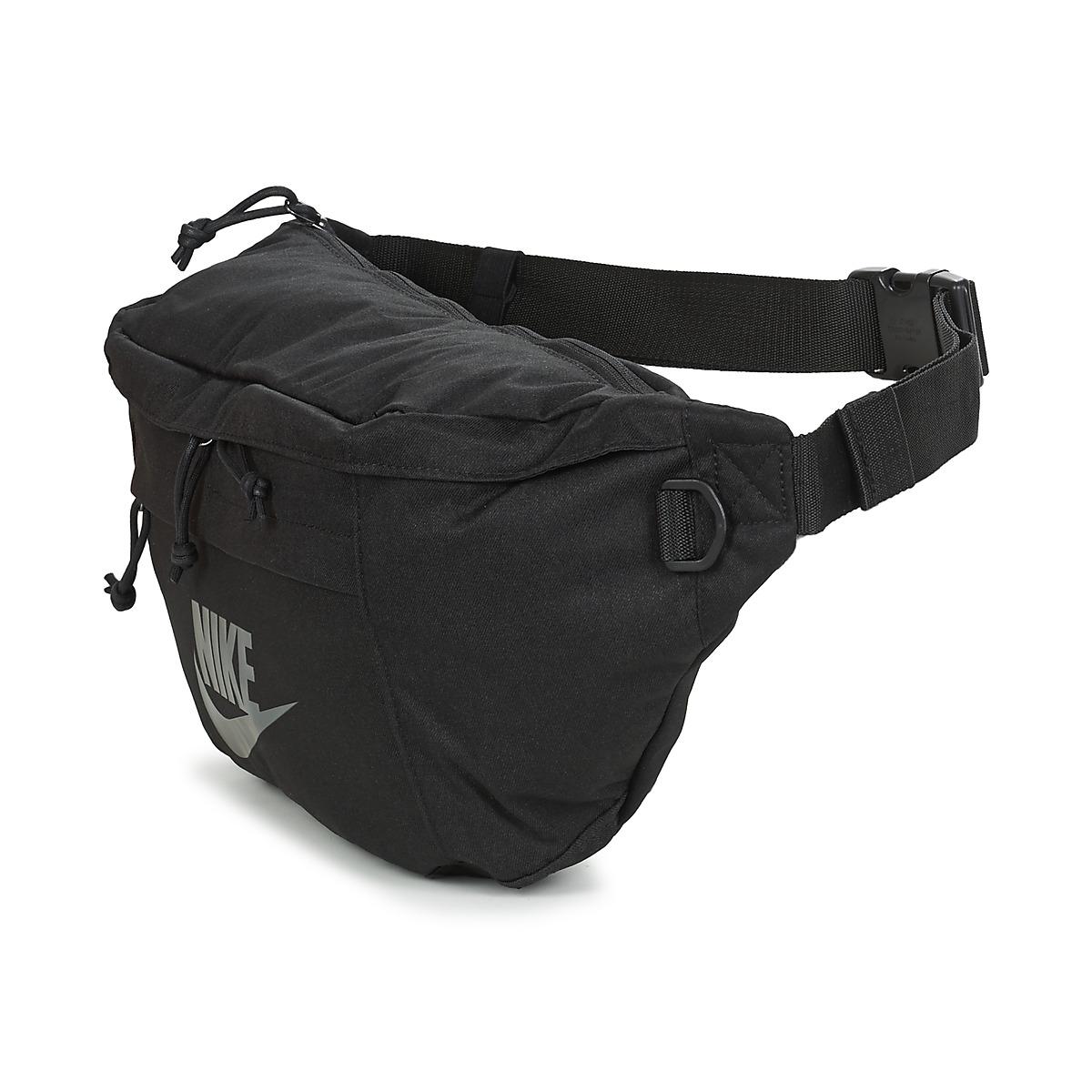 nk tech hip pack