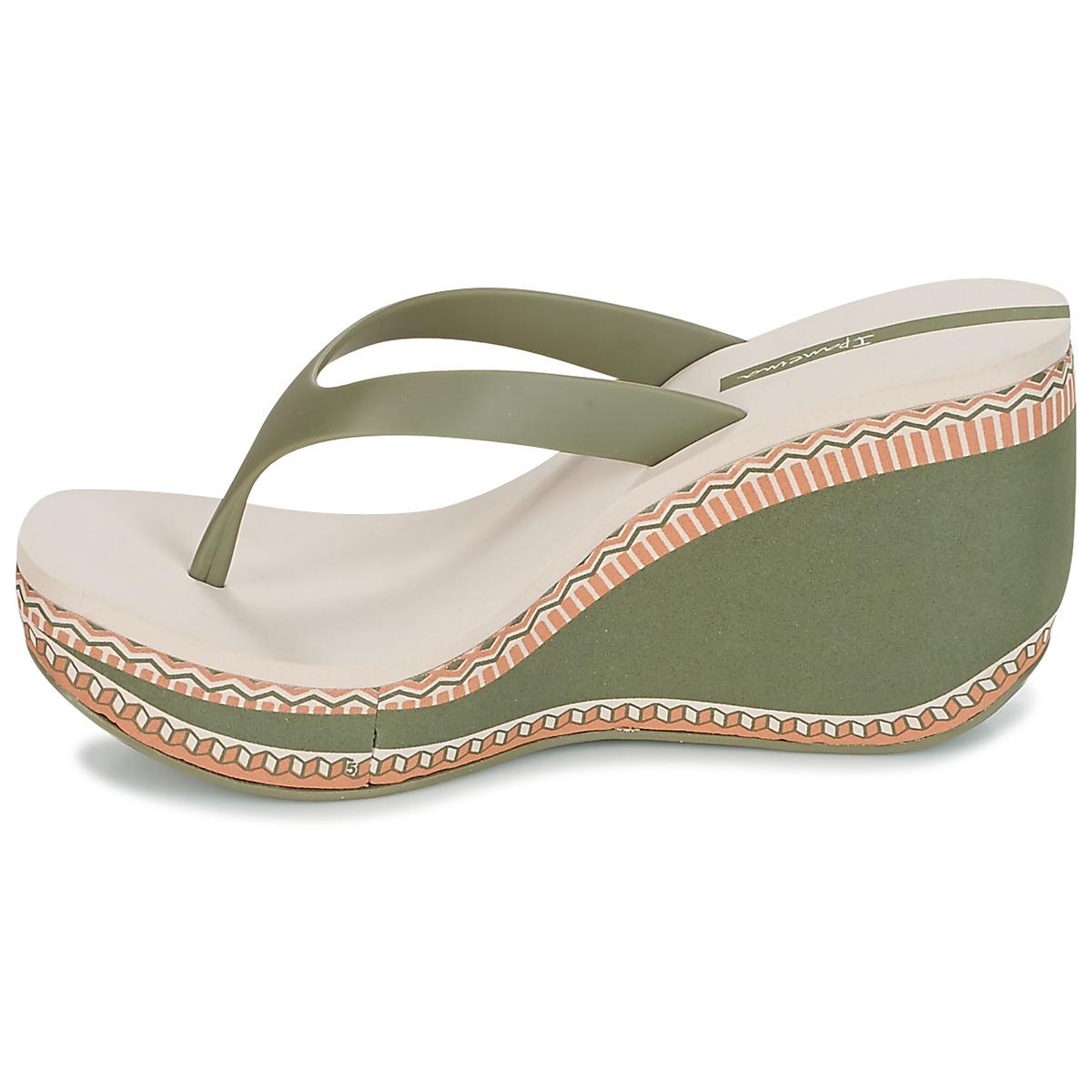 Ipanema Lipstick Thong Vi Flip Flops / Sandals (shoes) in Green | Lyst UK