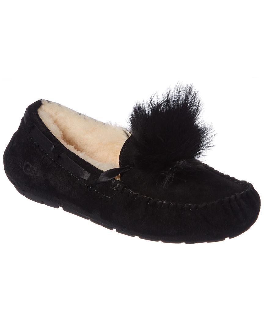 black pom pom uggs