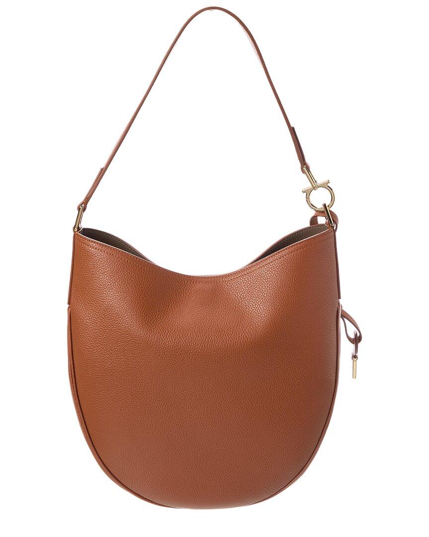 【送料&関税込】Ferragamo Dark Brown Leather Hobo Xs Crossbo Ferragamo Dark Brown Leather Hobo Xs Crossbody Bag | italist